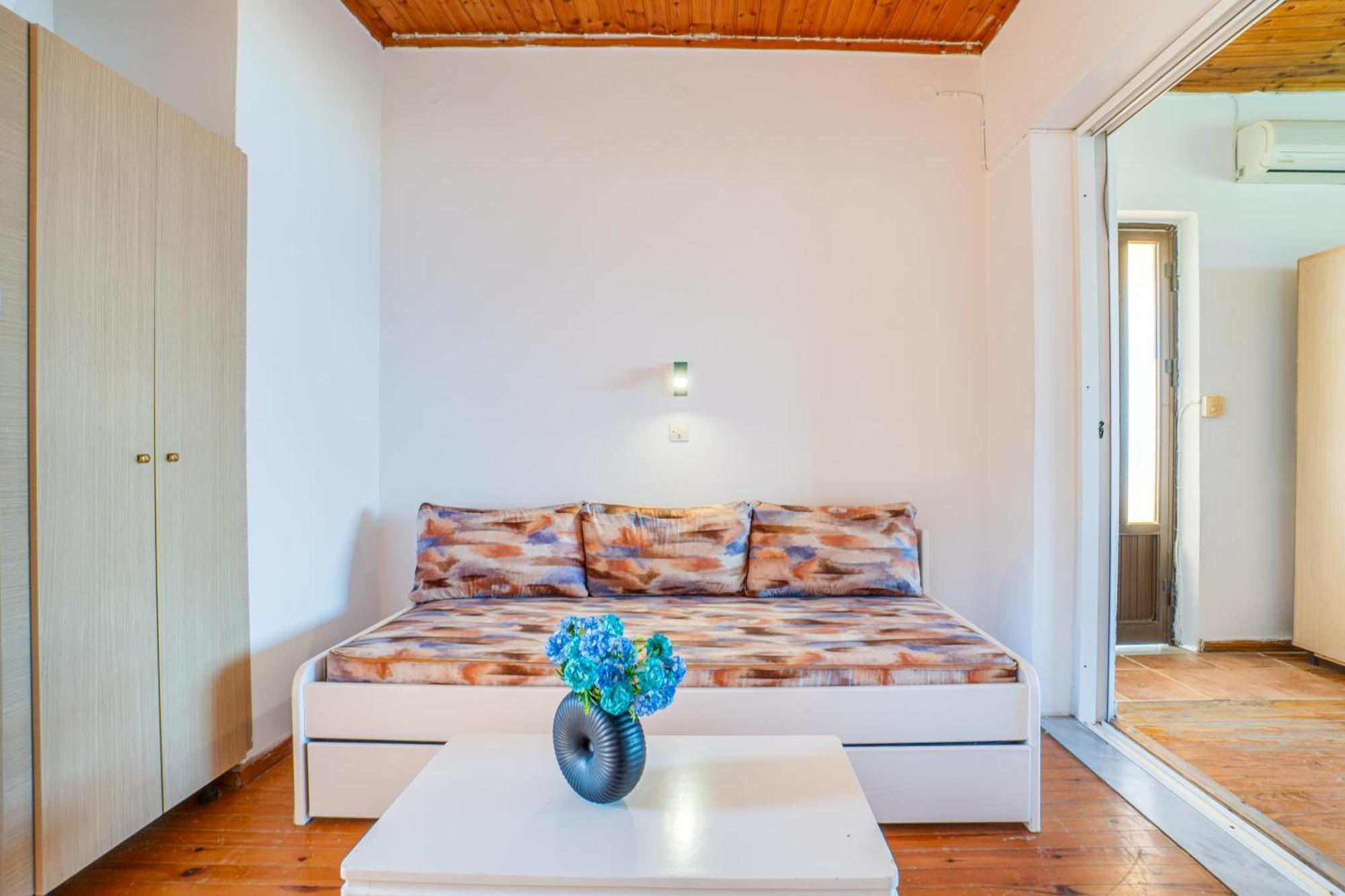 Sandy Beach Houses - Sea View Kávos الغرفة الصورة