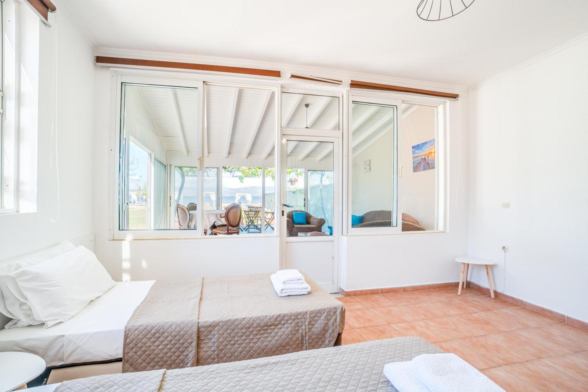 Sandy Beach Houses - Sea View Kávos المظهر الخارجي الصورة