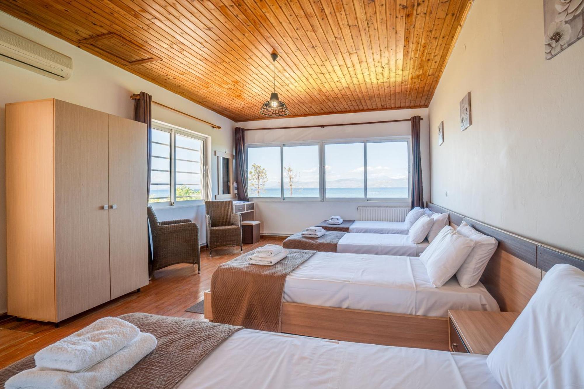 Sandy Beach Houses - Sea View Kávos المظهر الخارجي الصورة